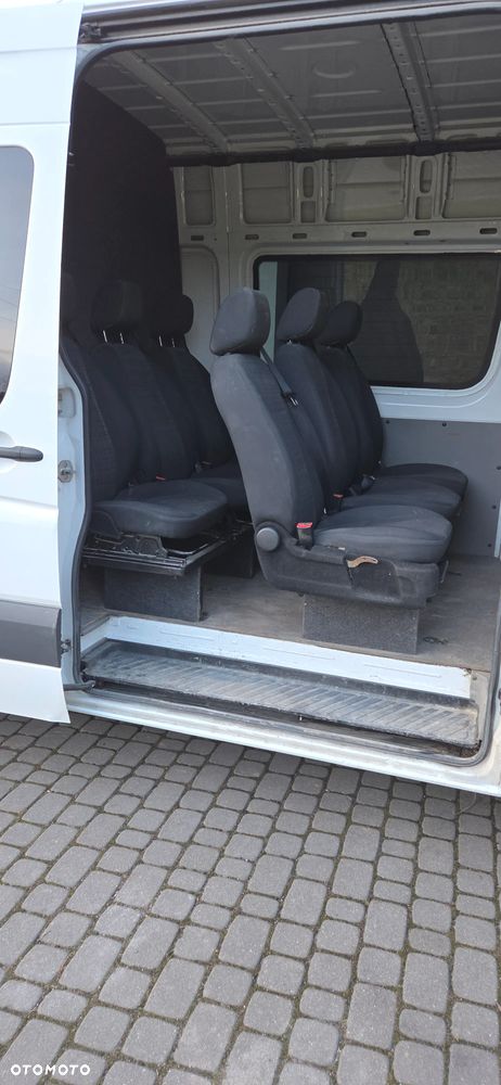 Mercedes-Benz Sprinter - 14