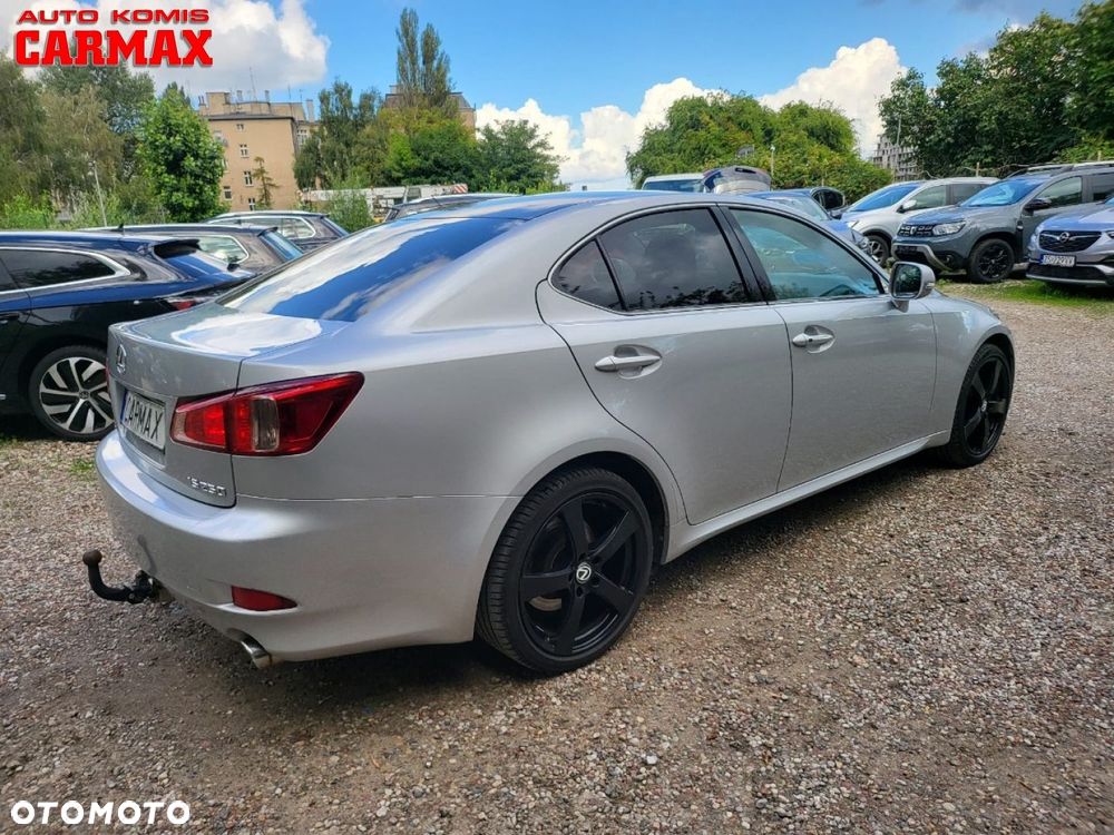 Lexus IS - 7