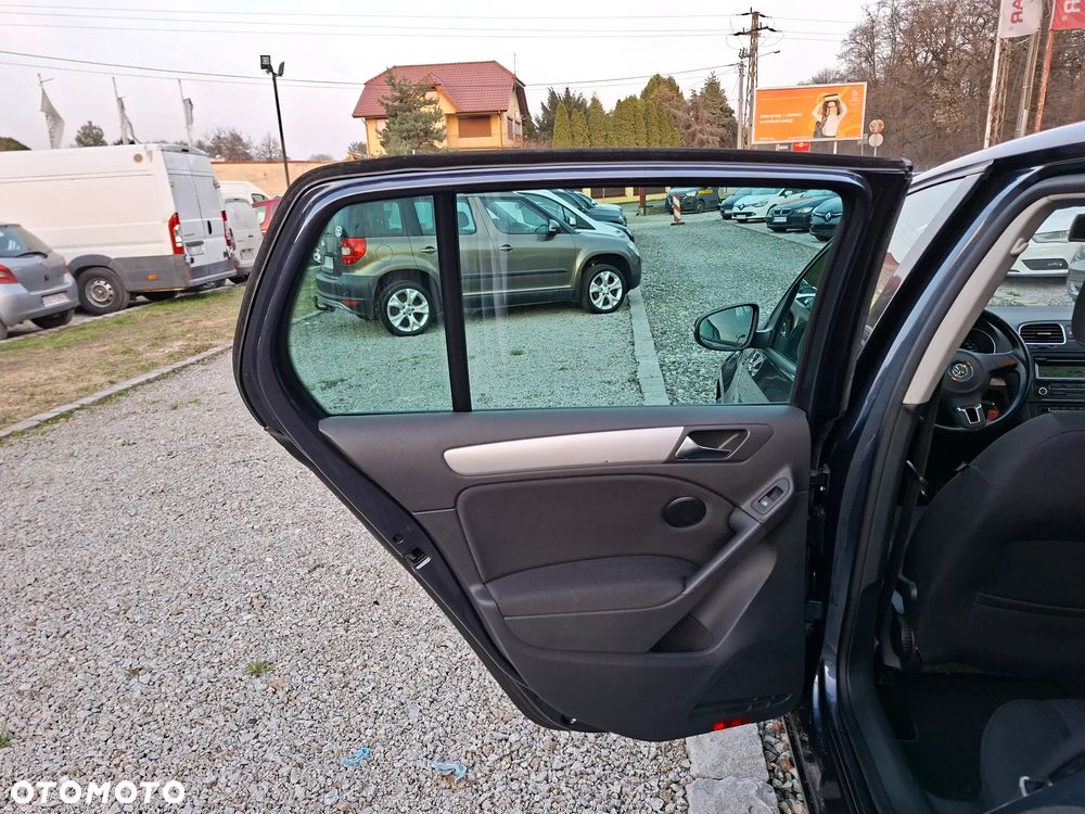 Volkswagen Golf 1.2 TSI BlueMotion Technology Comfortline - 16