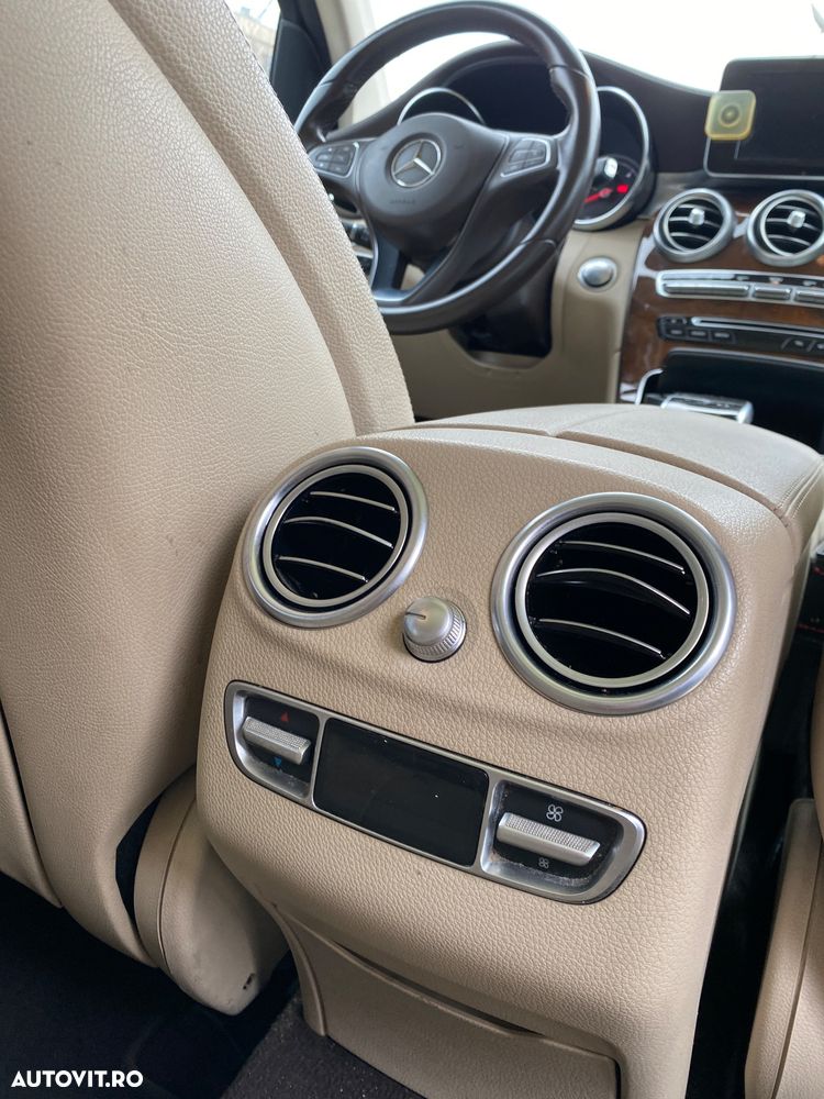 Mercedes-Benz GLC 250 d 4MATIC - 12