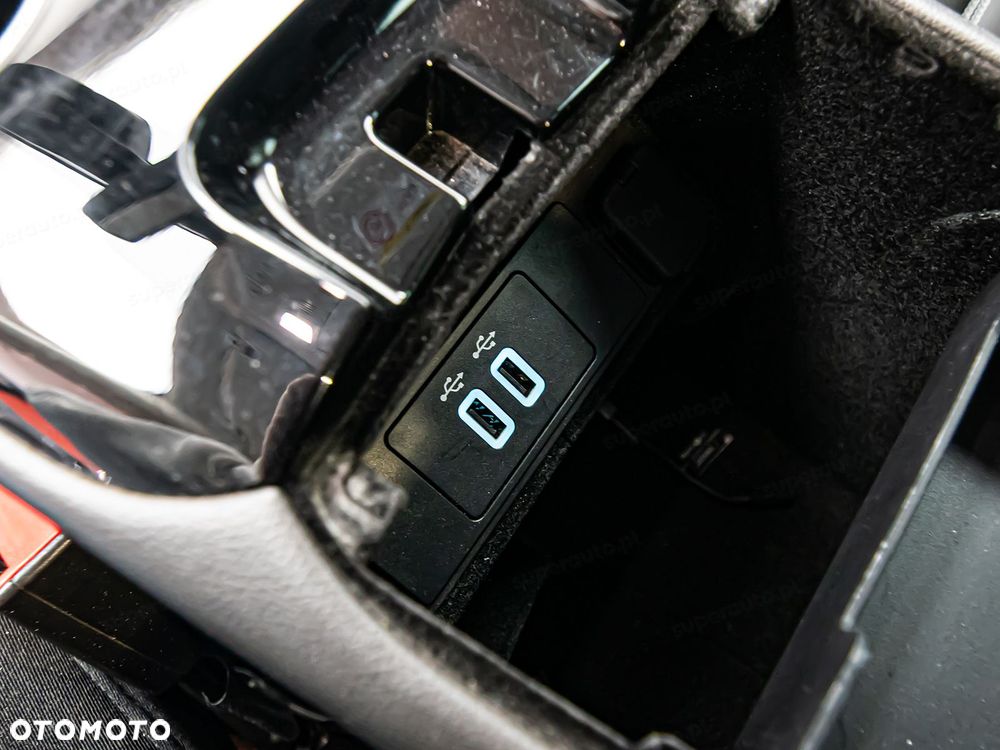 Ford Mondeo 2.0 TDCi Trend - 21