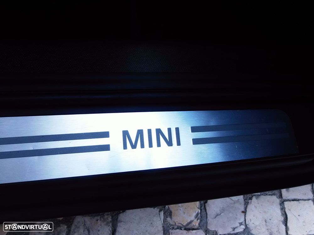 MINI Countryman Cooper D - 19