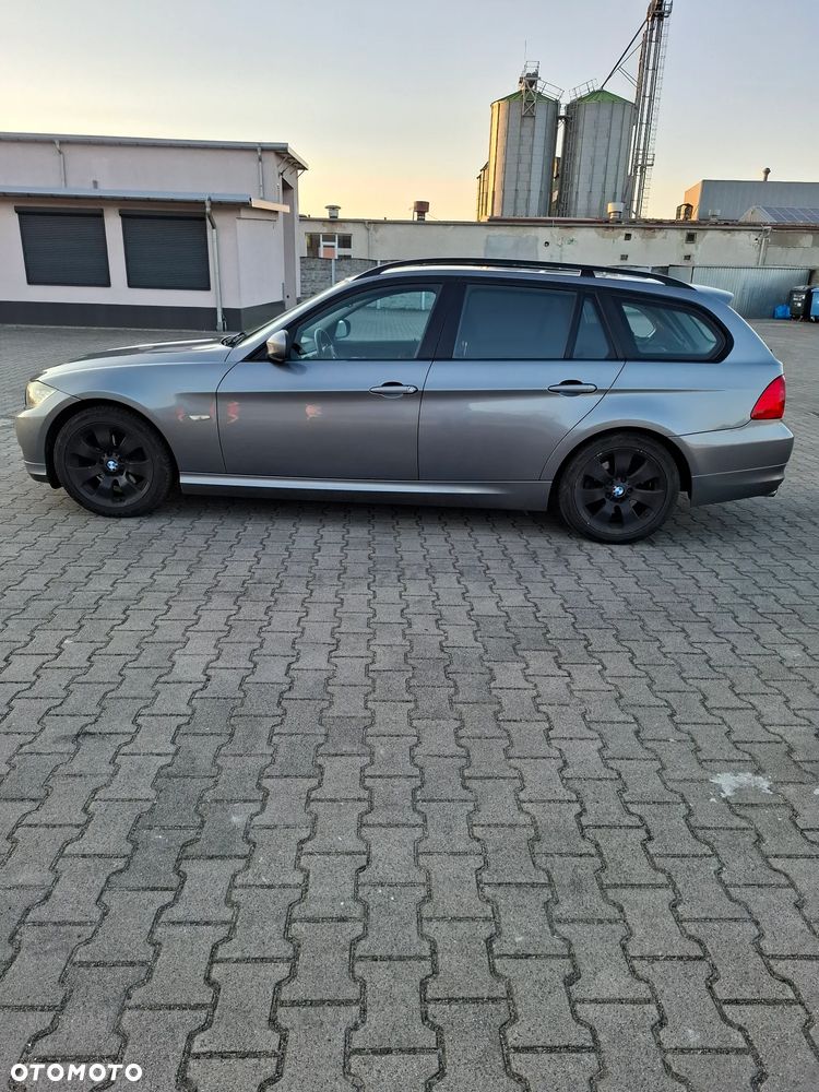 BMW Seria 3 318i Edition Lifestyle - 15