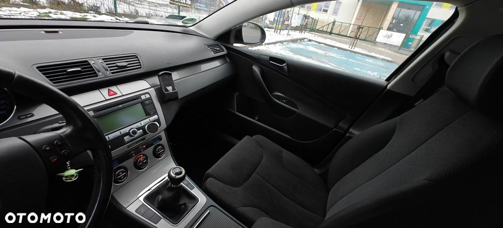 Volkswagen Passat 2.0 TDI DPF 4Motion Comfortline - 15