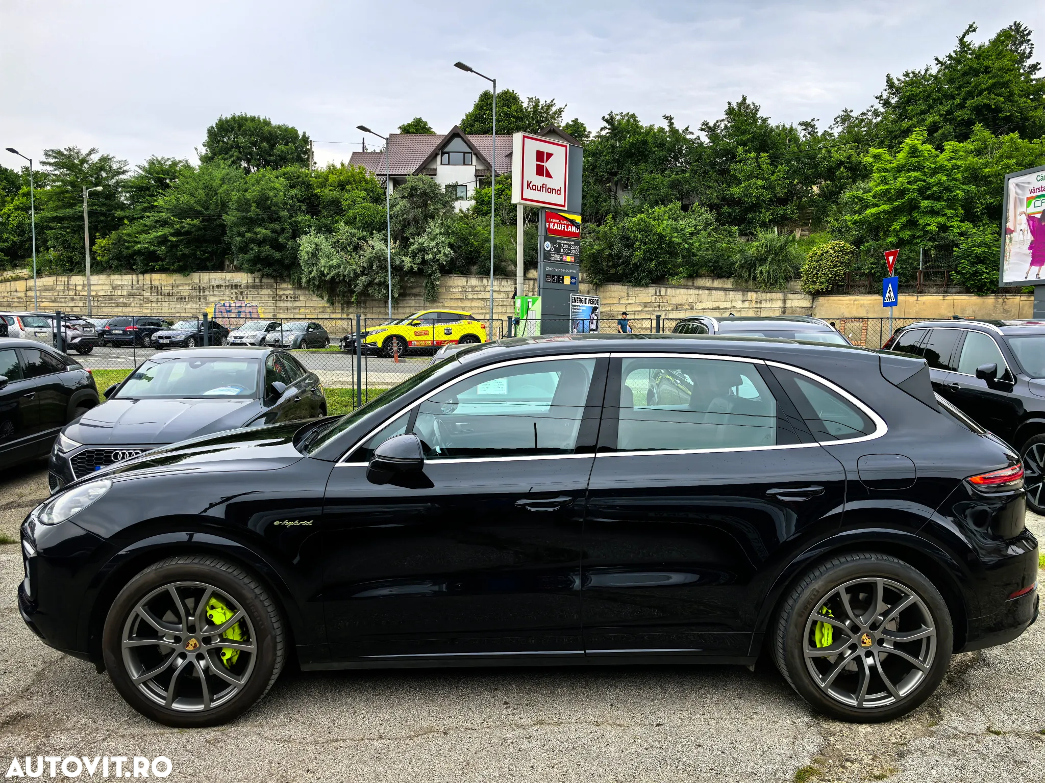 Porsche Cayenne E-Hybrid Tiptronic S Platinum Edition - 14