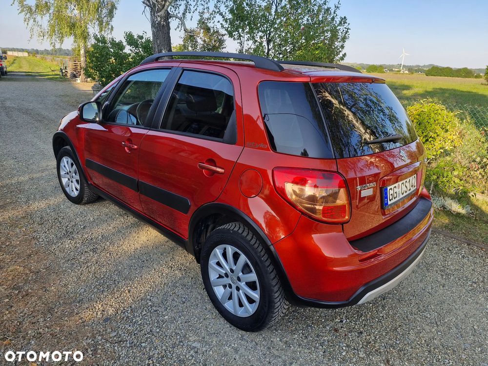 Suzuki SX4 1.6 Comfort Plus 4WD - 5