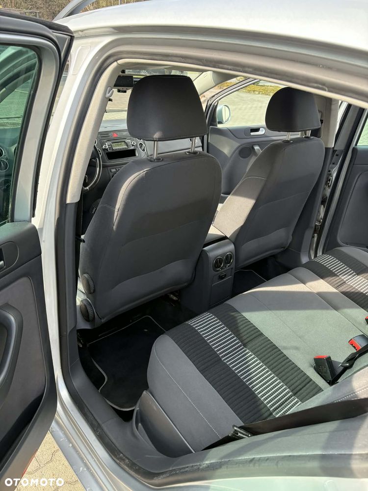 Volkswagen Golf Plus 1.9 TDI Comfortline - 12