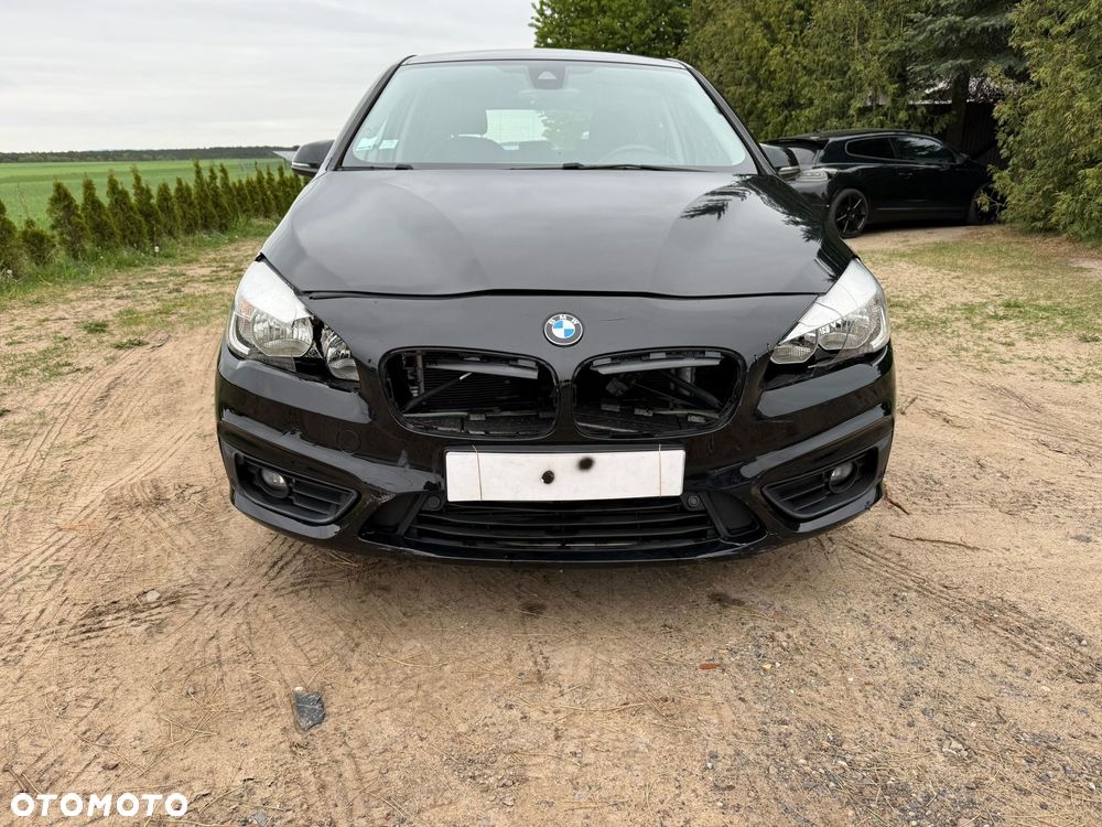 BMW Seria 2 216d Sport Line - 4