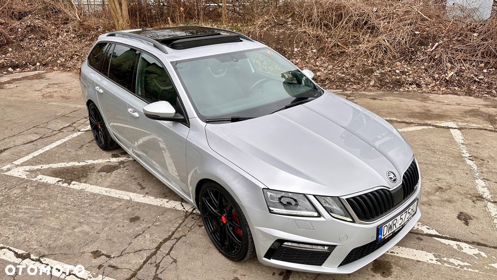 Skoda Octavia 2.0 TDI DSG RS - 10