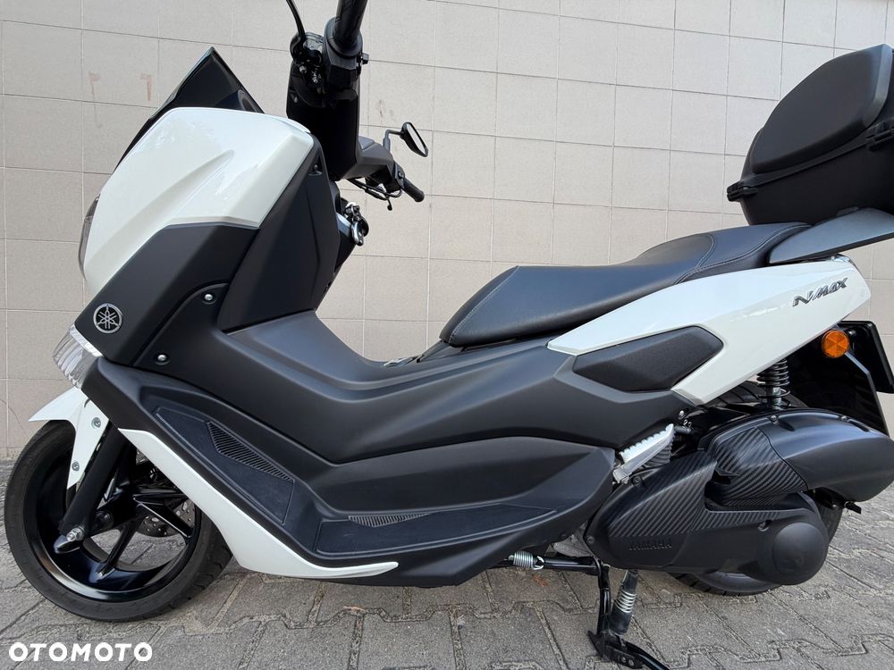 Yamaha NMAX - 10