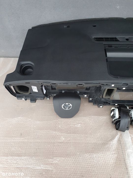 Toyota Proace deska kokpit konsola airbag pasy - 2