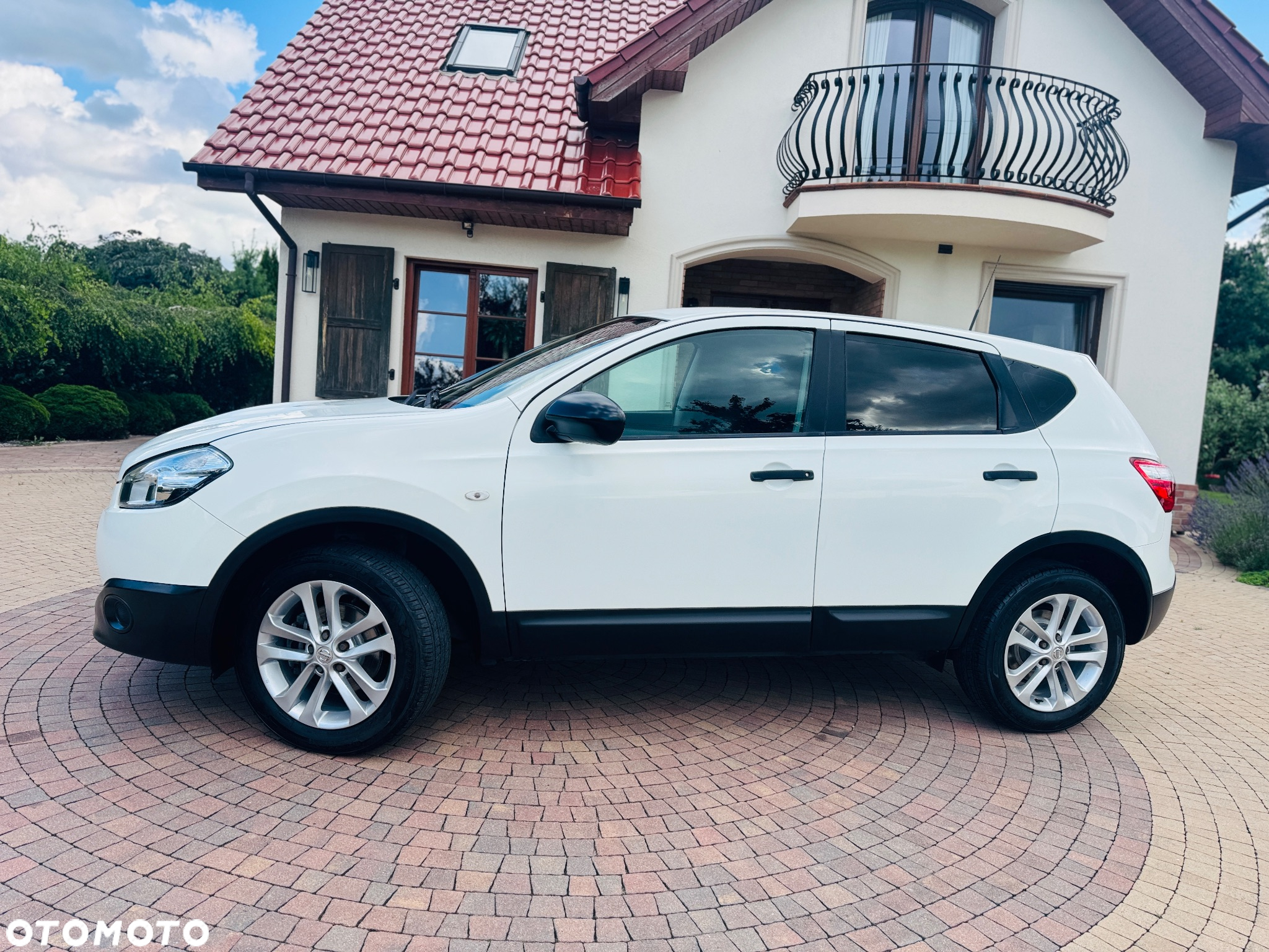 Nissan Qashqai 1.6 visia - 23
