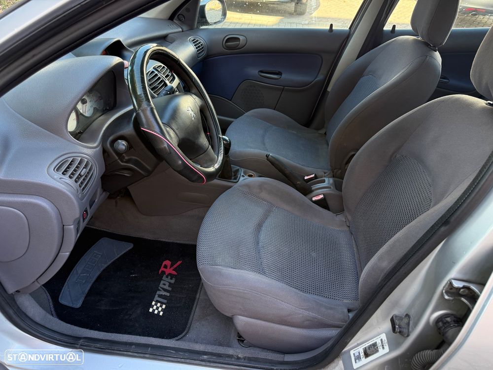 Peugeot 206 1.1 Color Line - 9