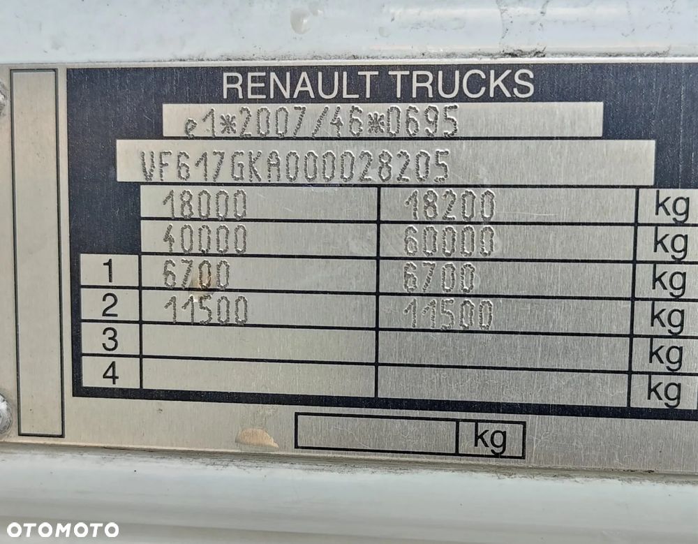 Renault MAGNUM 480 EEV - 13