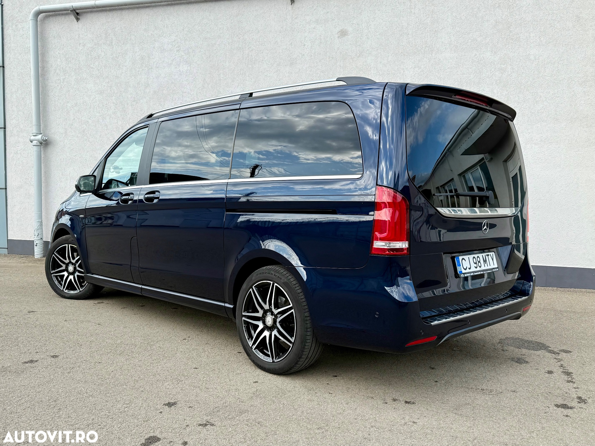 Mercedes-Benz V 250 (BlueTEC) d lang 4Matic 7G-TRONIC Avantgarde Edition - 29