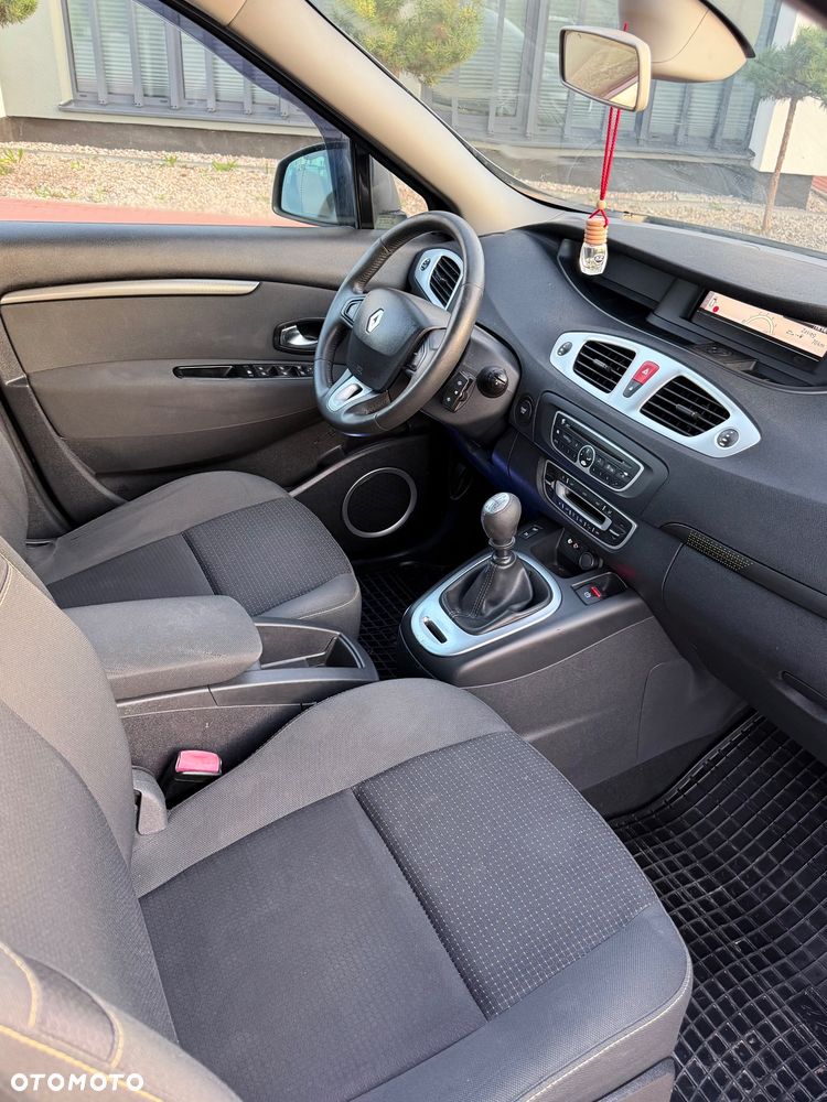 Renault Scenic 1.9 dCi Expression - 8