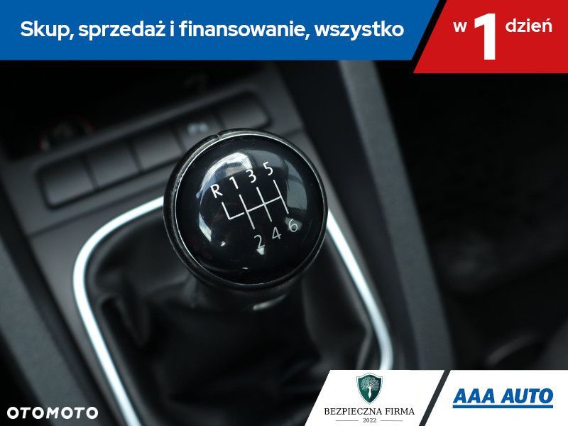 Volkswagen Jetta - 18