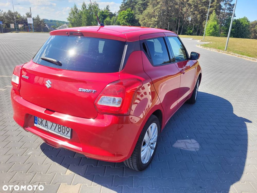 Suzuki Swift 1.2 Premium Plus - 10