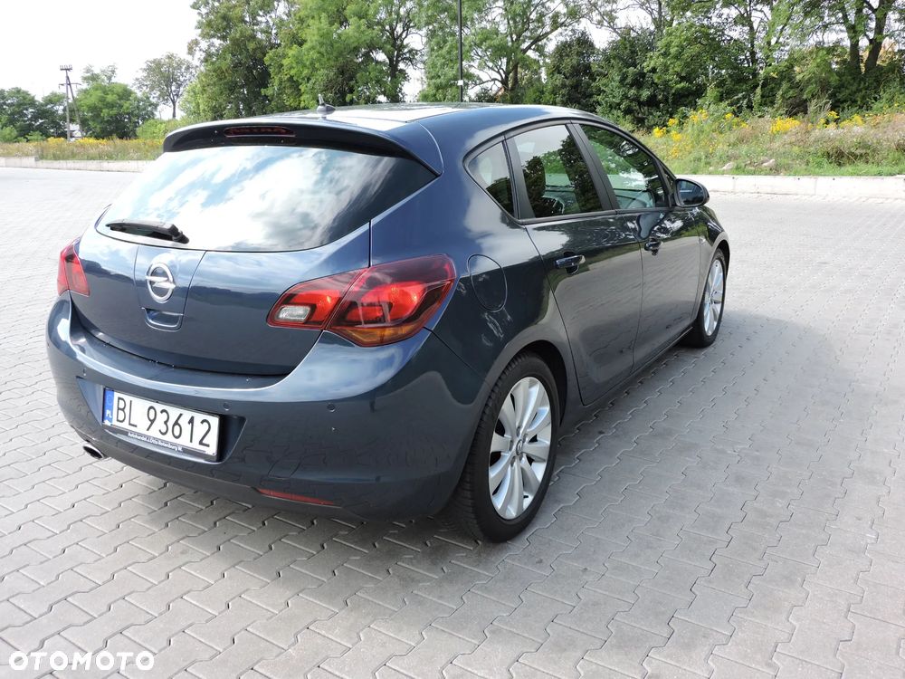 Opel Astra 1.4 T Enjoy - 6