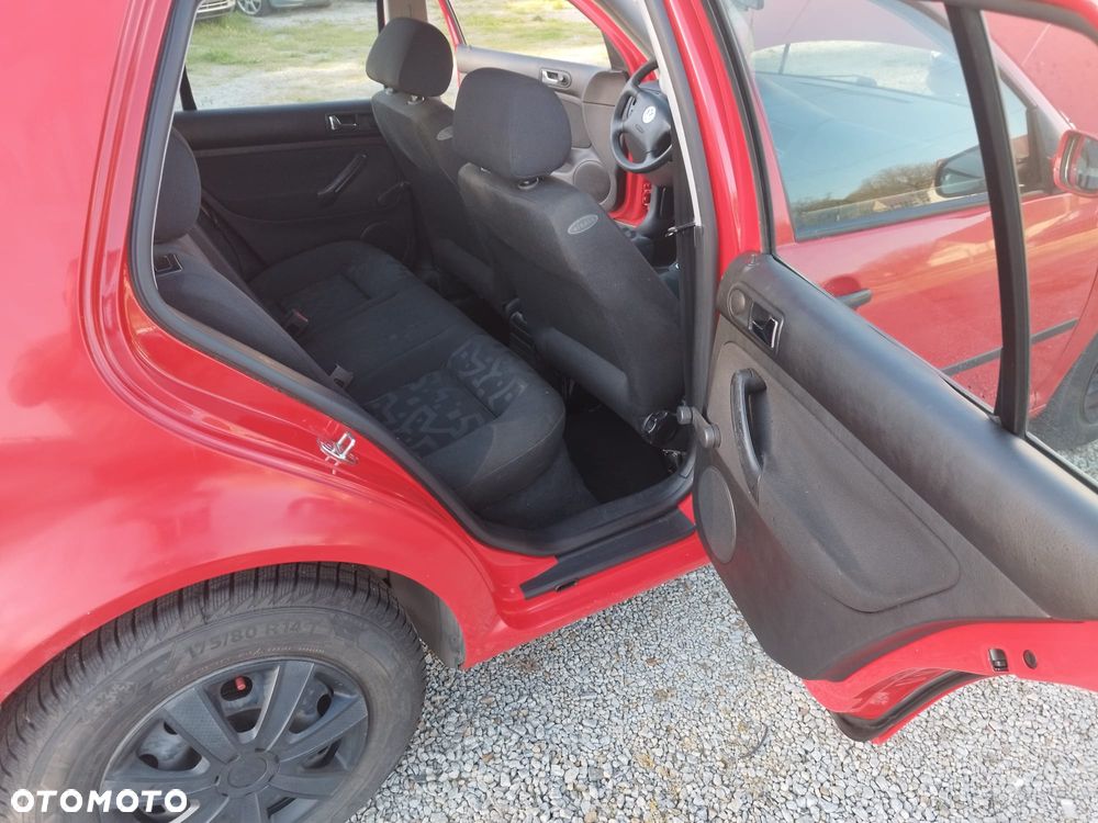 Volkswagen Golf - 14