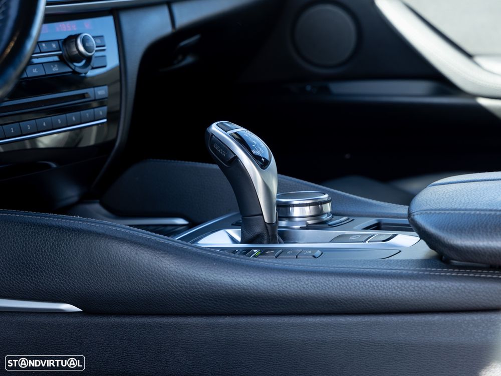 BMW X6 40 d xDrive Pack M - 23