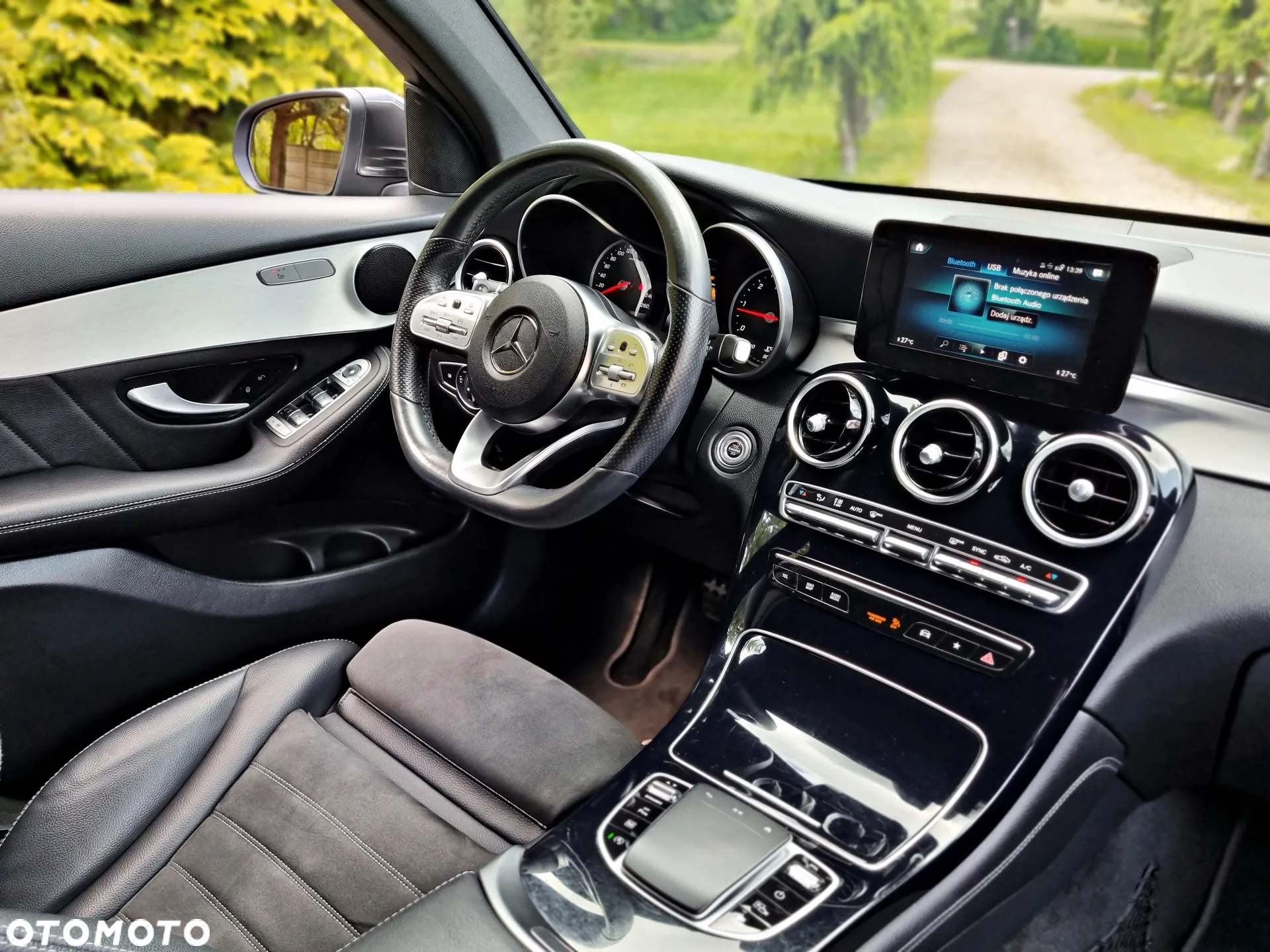 Mercedes-Benz GLC 200 d 4Matic 9G-TRONIC AMG Line - 33