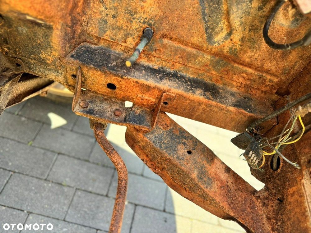 Ford Inny - 15