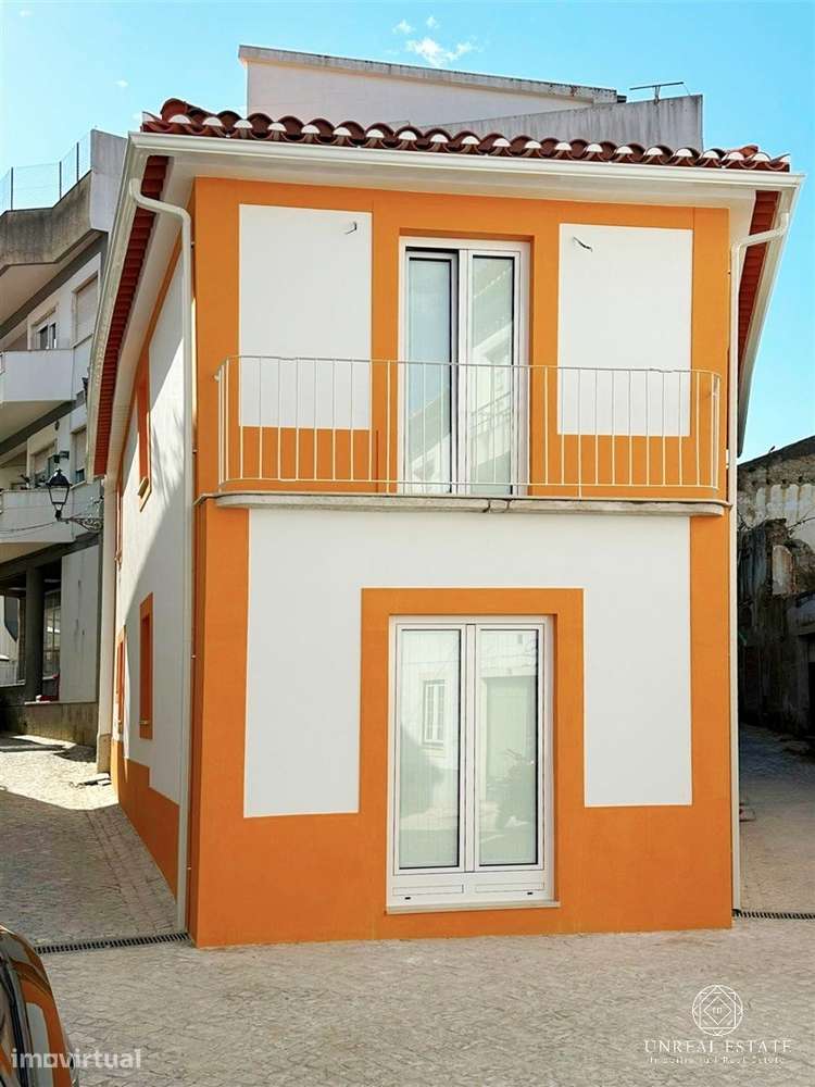 Apartamento T1 em Remodelação Total no Centro Histórico de Torres Nova - Grande imagem: 3/12