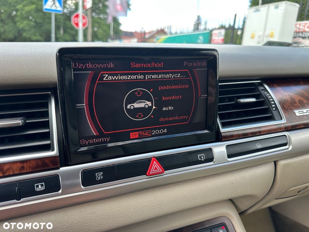 Audi A8 - 32
