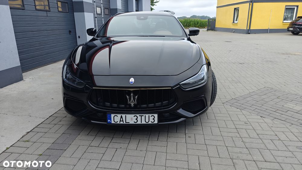 Maserati Ghibli - 4