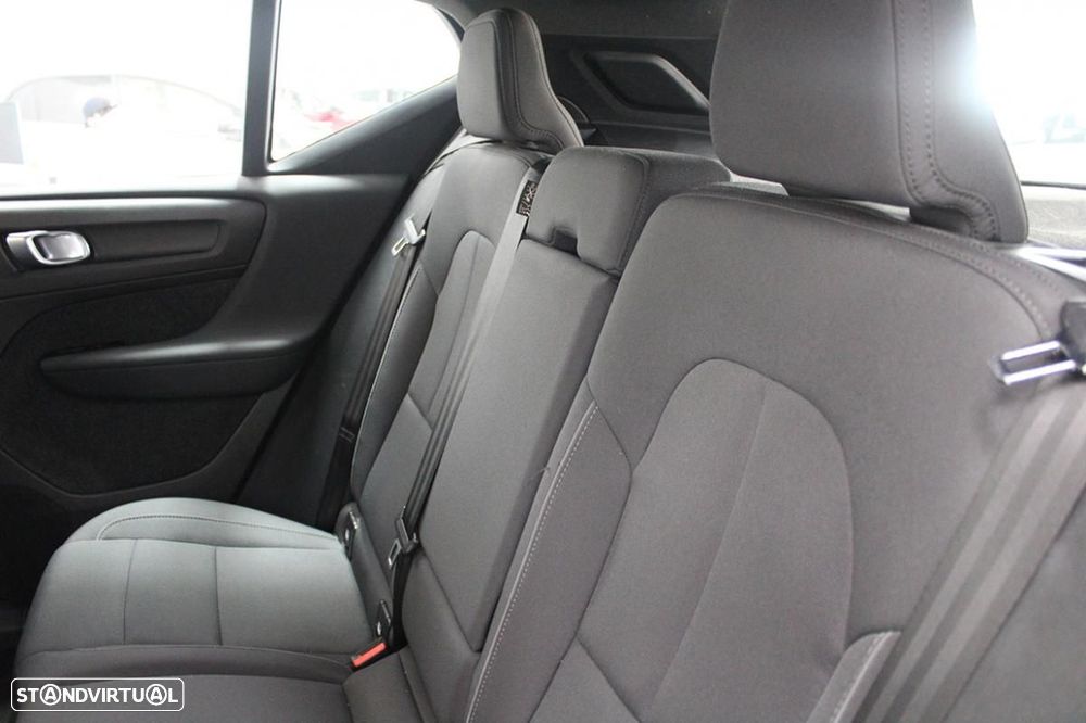 Volvo XC 40 Recharge 69 kWh Single Motor Core - 13