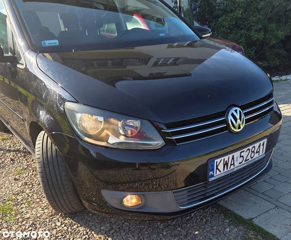 Volkswagen Touran - 10