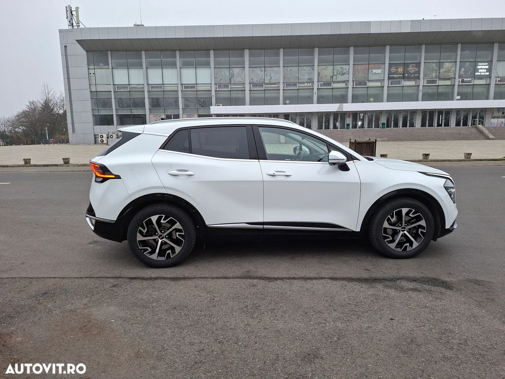 Kia Sportage 1.6 DSL MHEV 7DCT HP 4x4 Business Line - 4