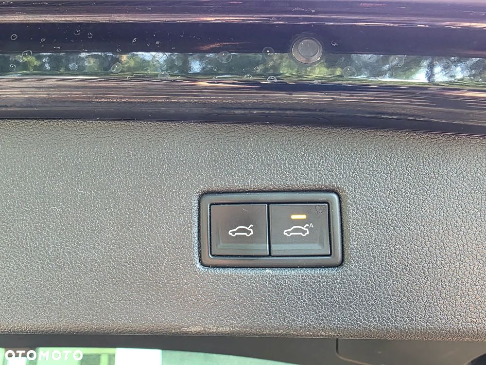 Volkswagen Tiguan - 19
