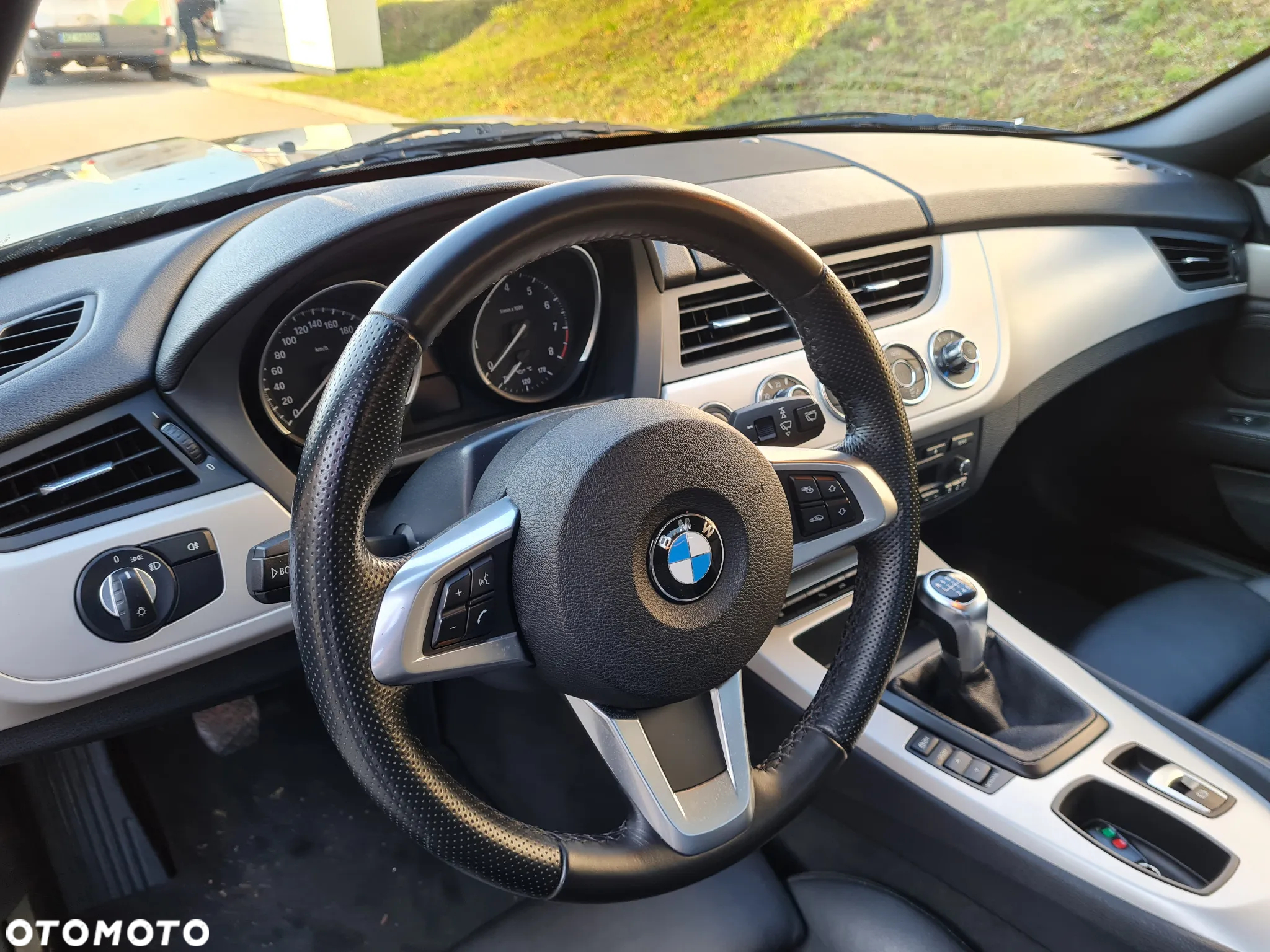BMW Z4 23i sDrive - 11