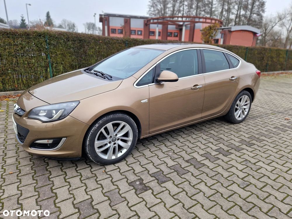 Opel Astra - 18