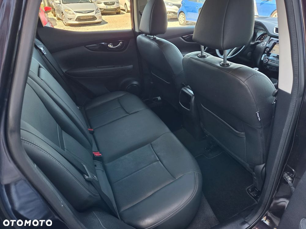 Nissan Qashqai 1.5 dCi DPF 360 - 12