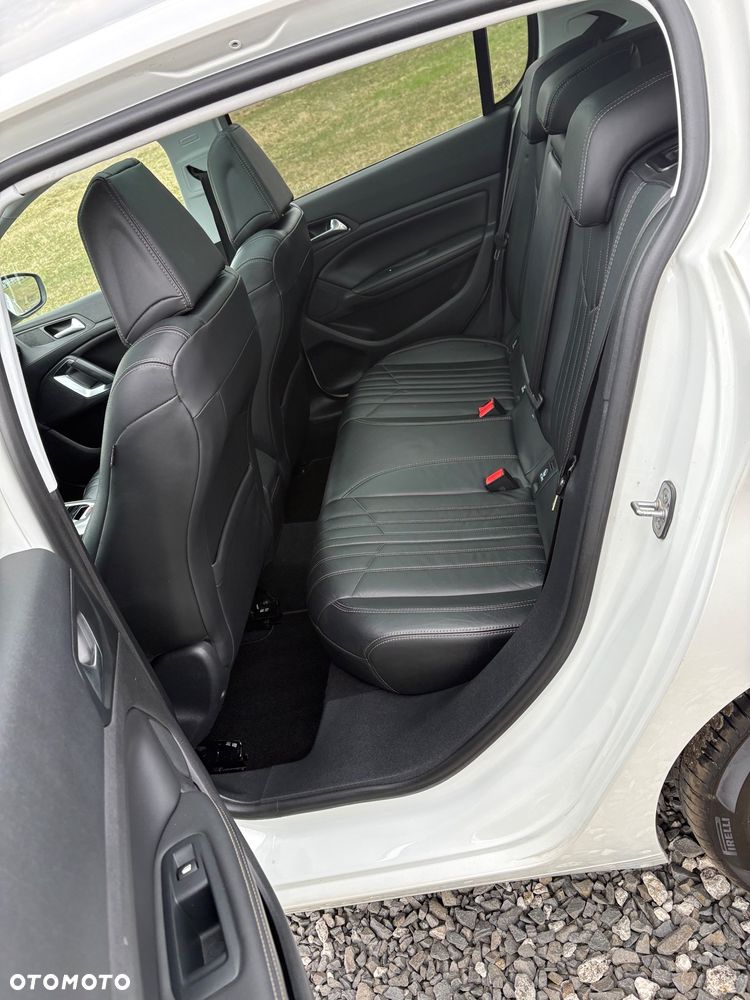 Peugeot 308 BlueHDi FAP 150 EAT6 Stop & Start Allure - 21