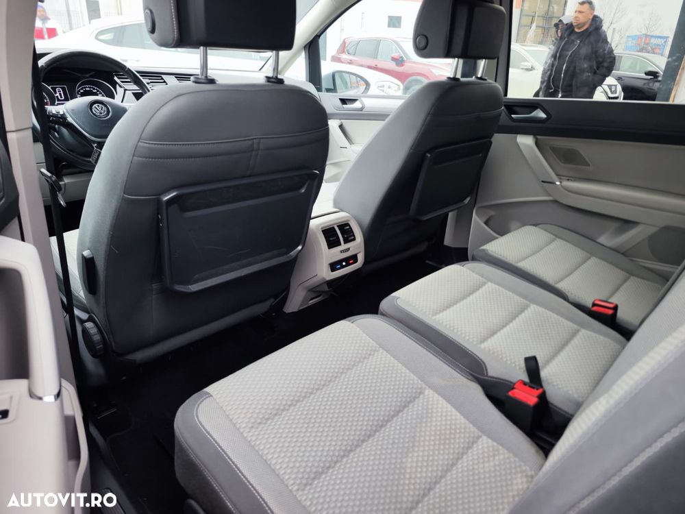Volkswagen Touran 2.0 TDI DSG Comfortline - 13