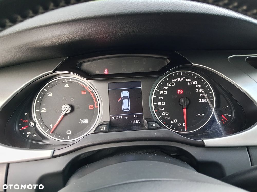 Audi A4 Avant 2.0 TDI - 6