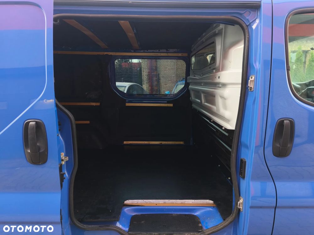 Renault Trafic - 15