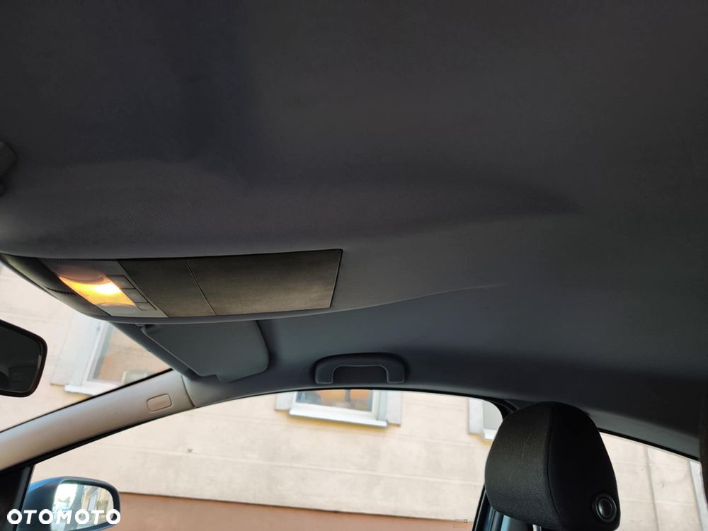 Opel Astra 1.6 Enjoy - 19