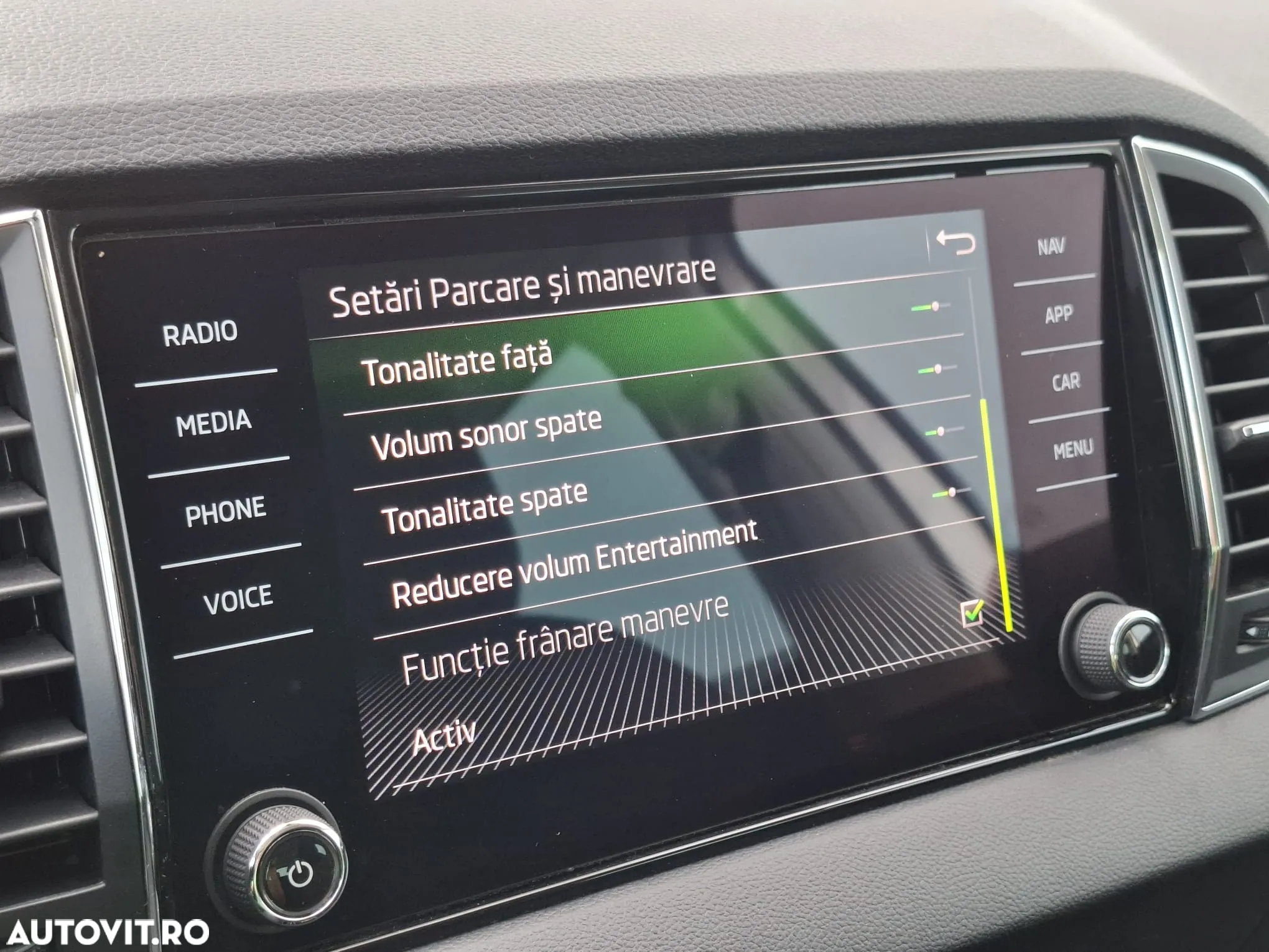 Skoda Karoq 2.0 TDI 4X4 DSG Style - 30