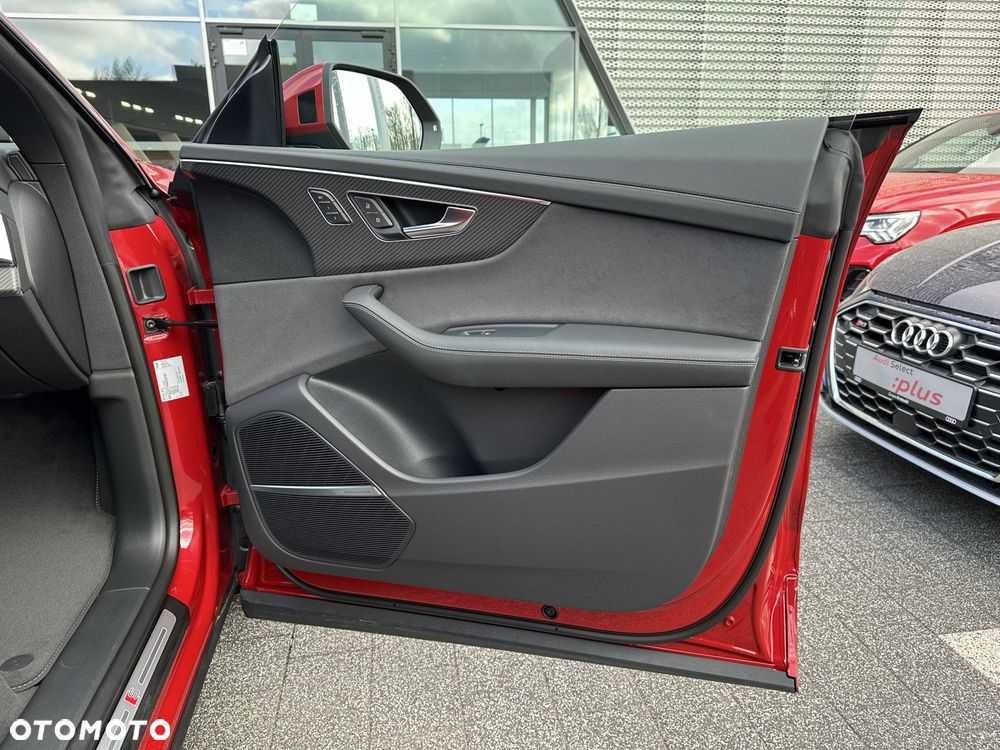 Audi SQ8 - 23