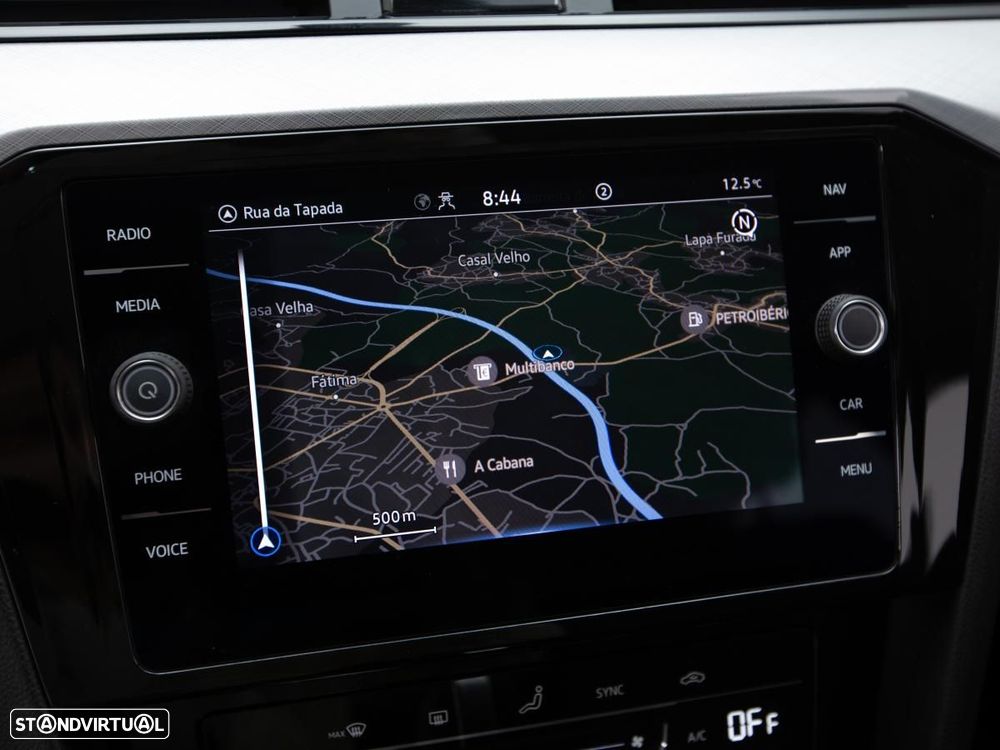 VW Passat Variant 2.0 TDI Business DSG - 24