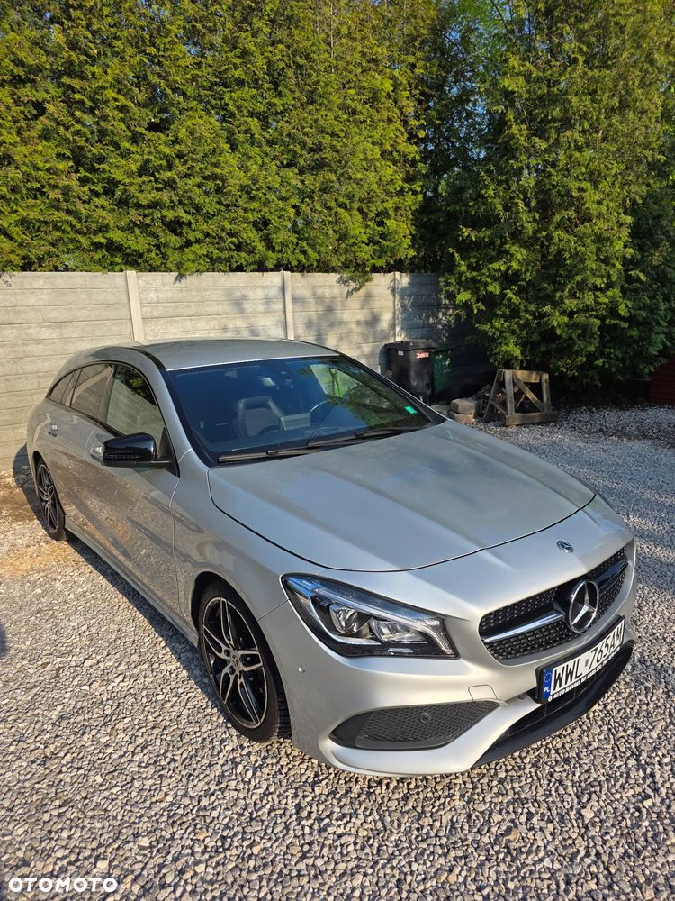 Mercedes-Benz CLA 180 7G-DCT AMG Line - 2