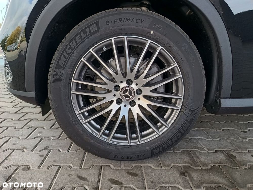 Mercedes-Benz GLC - 28