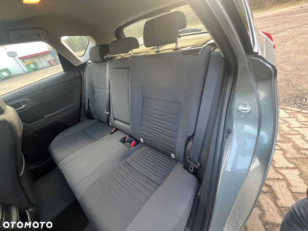 Toyota Auris 1.6 Premium - 12