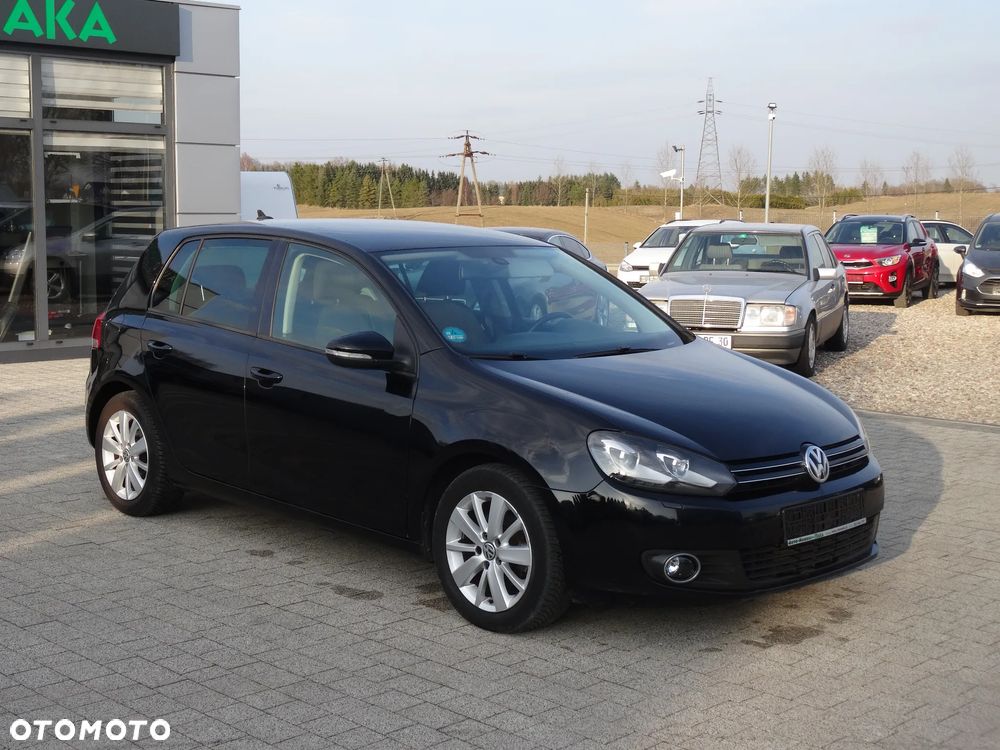 Volkswagen Golf 1.6 TDI BlueMotion Technology Cup - 1