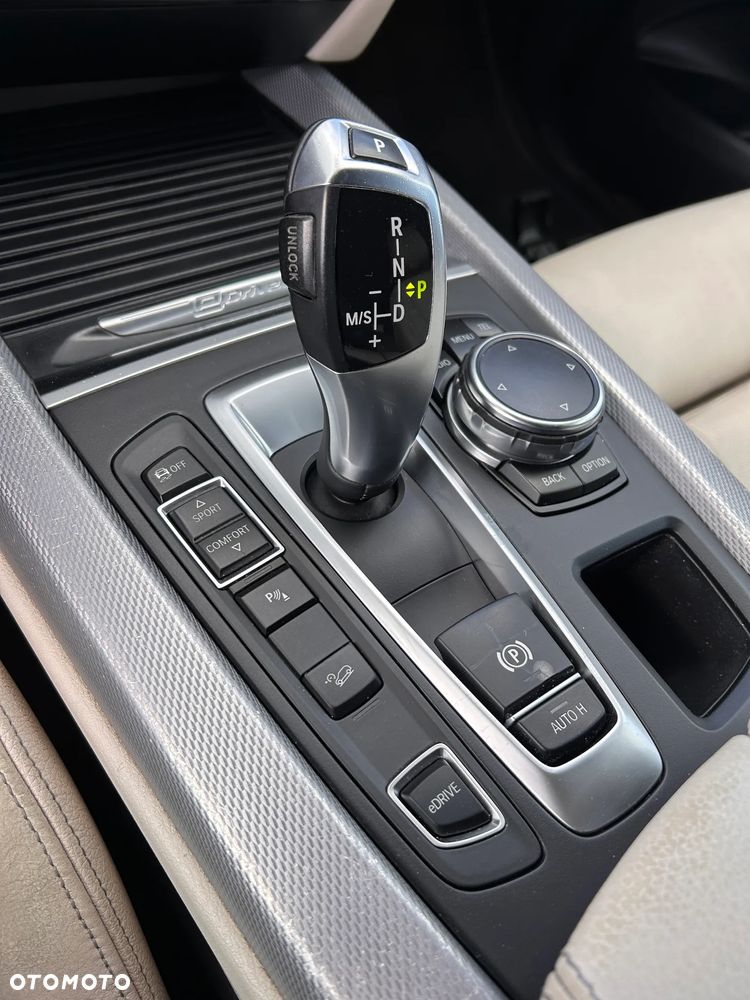 BMW X5 - 11